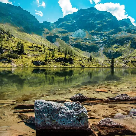 Chillhaus Pear Mountain By Aa Homes * Birnberg