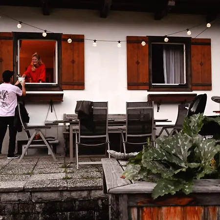 Chillhaus Pear Mountain By Aa Homes * Birnberg