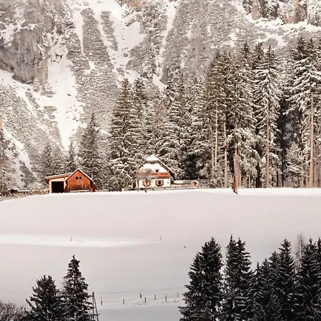 Chillhaus Pear Mountain By Aa Homes Birnberg