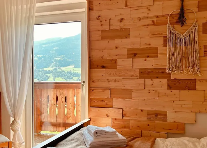 Chillhaus Pear Mountain By Aa Homes *